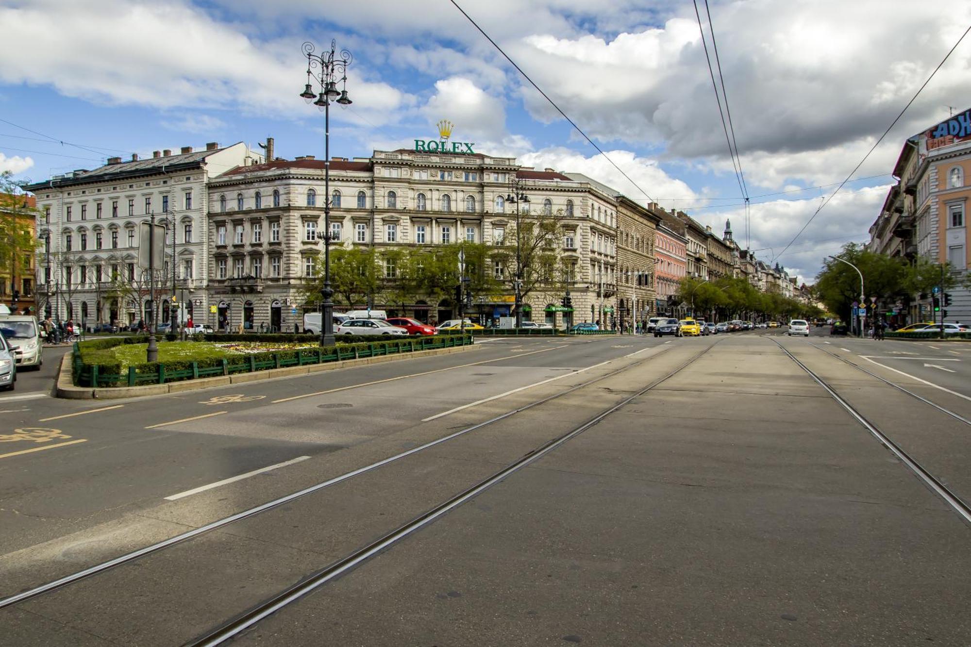 Wilson'S Oktogon Square Suite Apartment Budapest Exterior foto